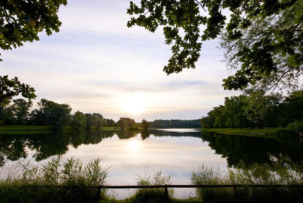Donaupark Camping Tulln Tulln An Der Donau Exterior foto